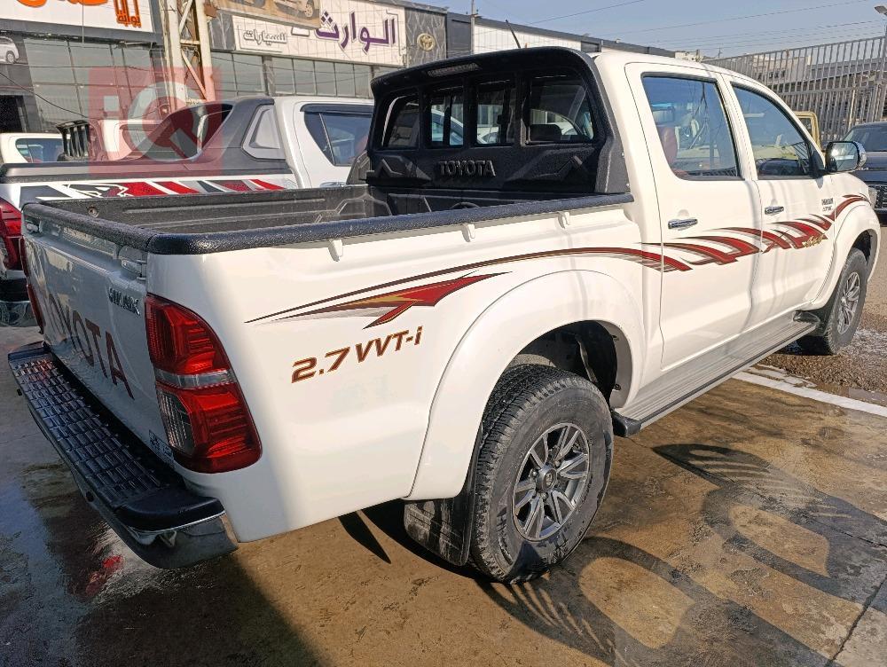 Toyota Hilux